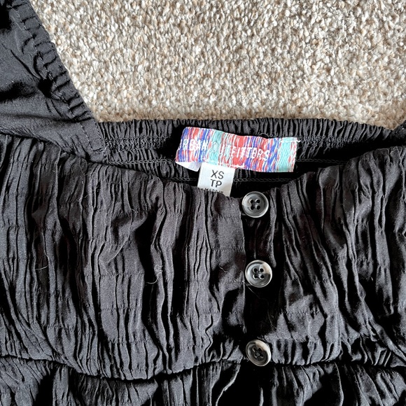 Urban Outfitters Black Ruched Top Size XS - Picture 3 of 3